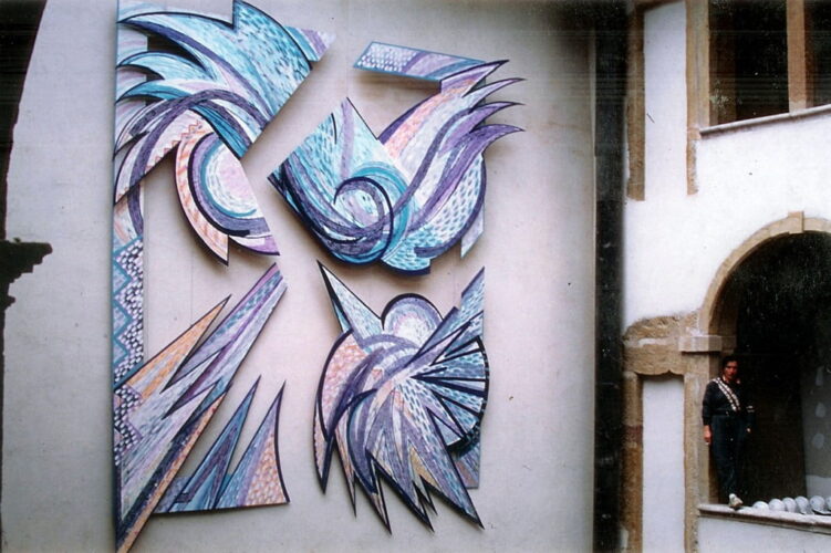 1986, Sans-titre, acrylique et pastels sur bois découpé